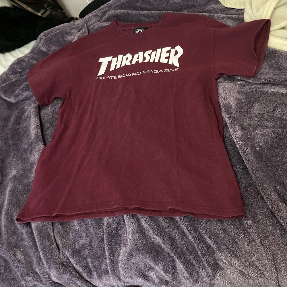 Red/Burgundy/Maroon Thrasher T Shirt in size Large
